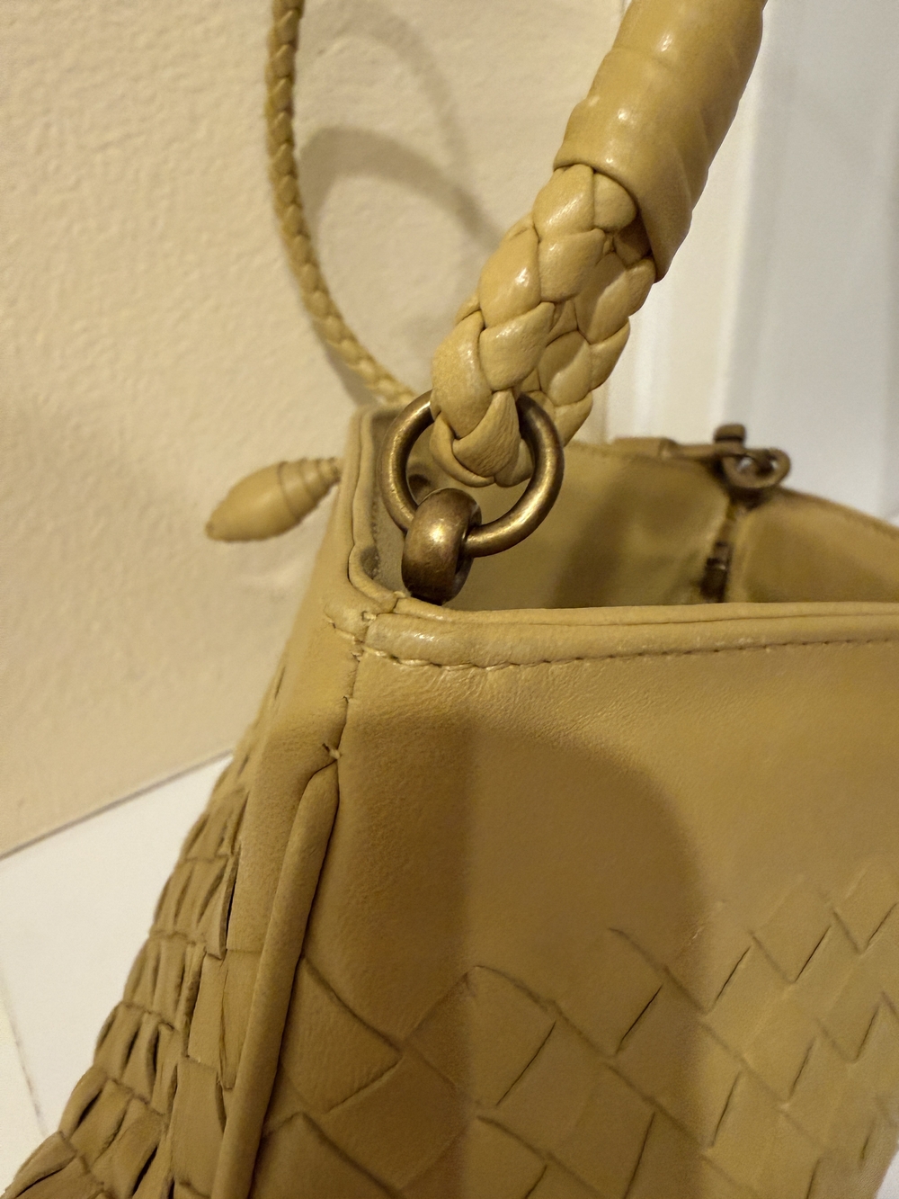 Bottega Veneta Intrecciato Shoulder Bag Woven Leather Frame Pochette Yellow - Picture 8 of 16